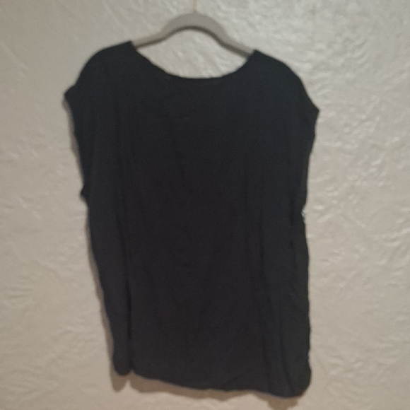 Cynthia Rowley Wome's Black and White Patterned Blouse Size XL - Picture 5 of 7